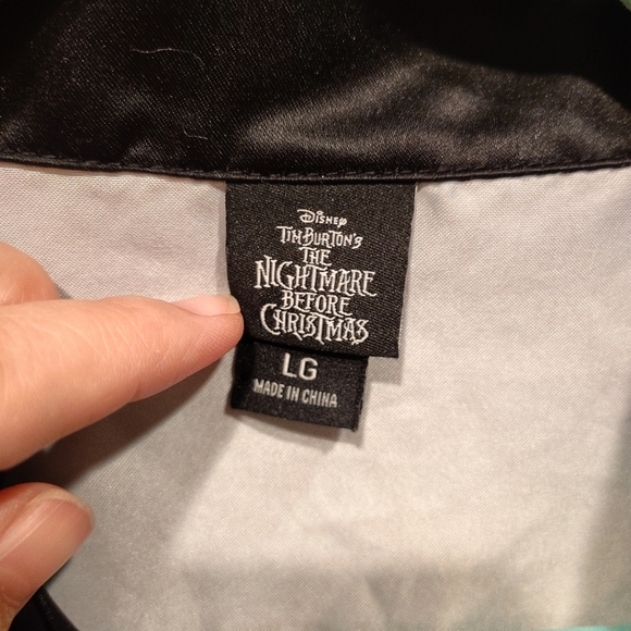 Nightmare Before Christmas Men's Satin Oogie Boogie Casual Button Down Shirt L - Picture 2 of 7